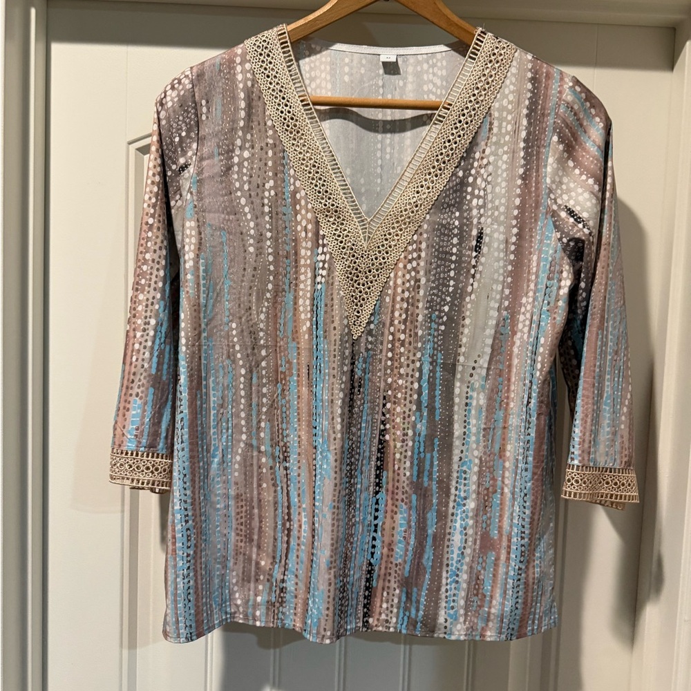 Elegant V-Neck Women's Top - Multicolor